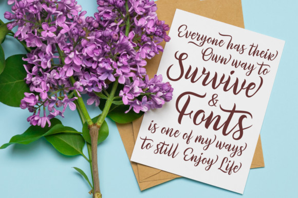 Millythea Script Font