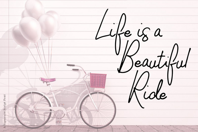 Molita Signature Font