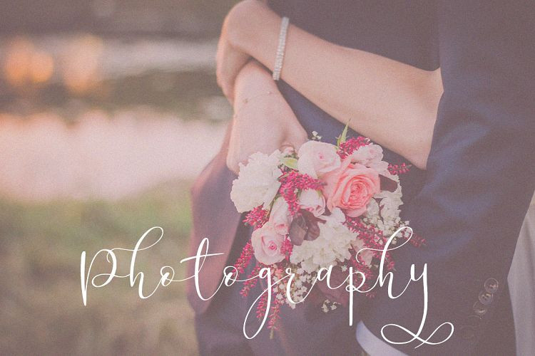 Ronhilli Script Font