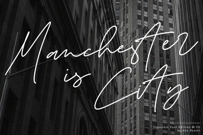 La storia Signature Font