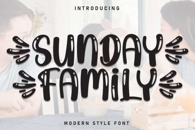 Sunday Family Display Font